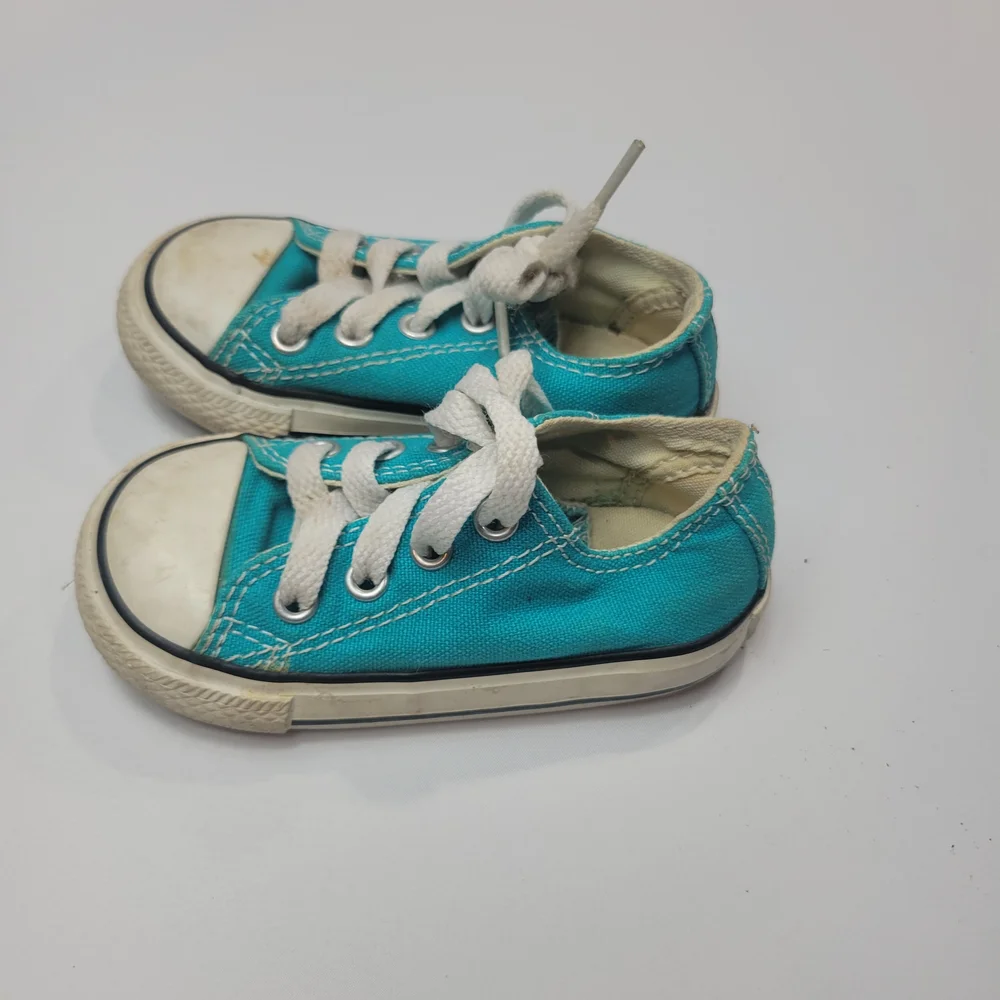 Converse Blue Chuck‎ Taylor Sneakers Classic Style